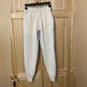 T8.  Outdoor Voices XS